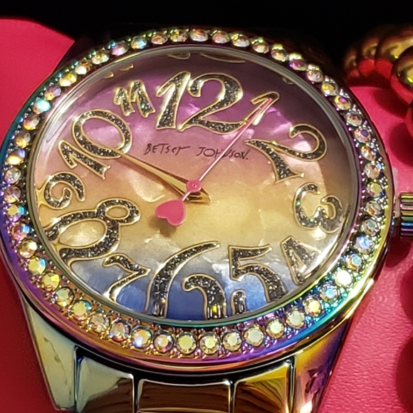 Betsey Johnson Watch and set of 5 bracelets - Picture 4 of 15